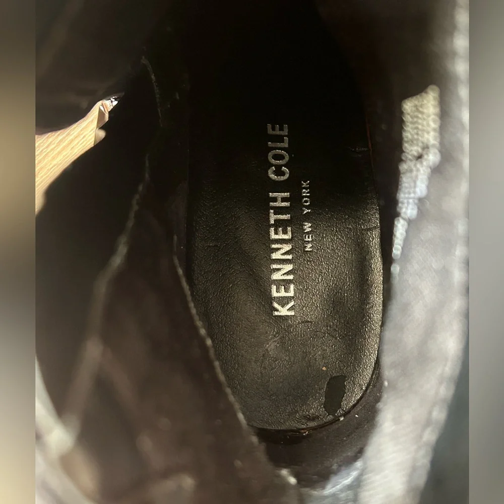 Kenneth Cole New York Black Velvet Ankle Boots | 6.5